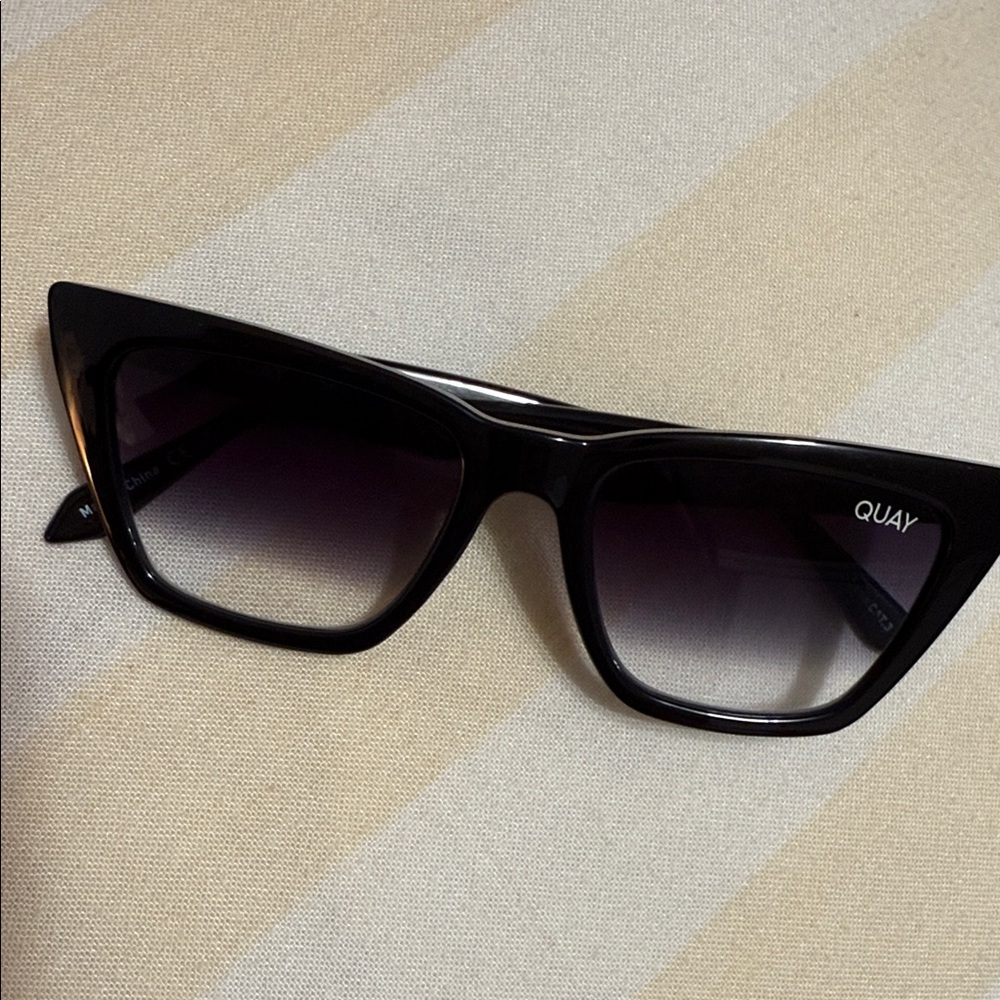 Quay Australia Black Square Sunglasses